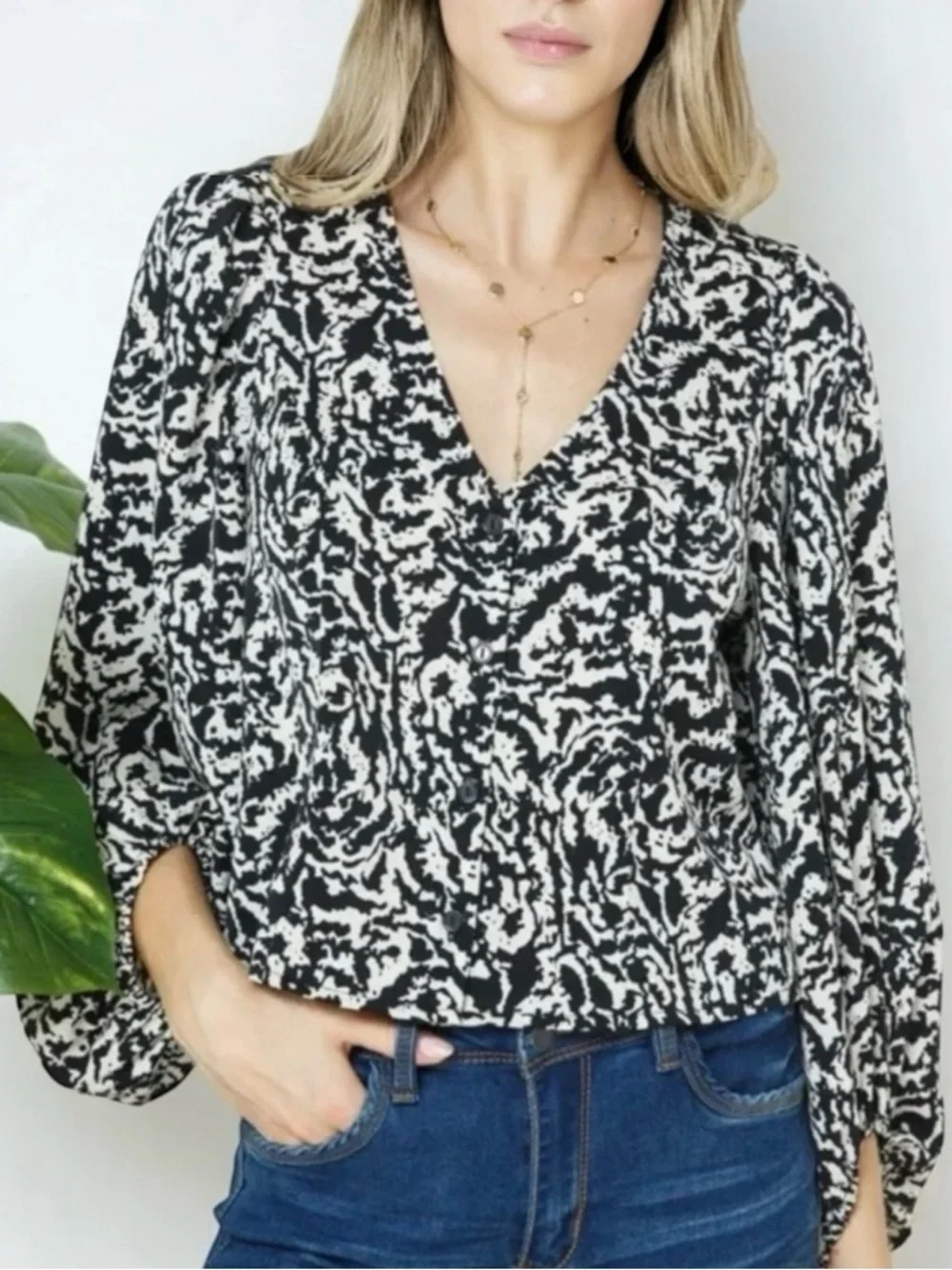H&M Black & Cream Patterned Blouse Top Nwot Size Large L